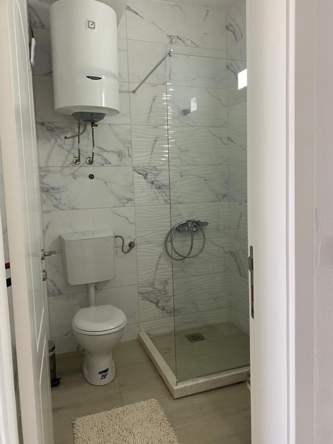 Rasi Luxury Apartments ウルツィニ エクステリア 写真