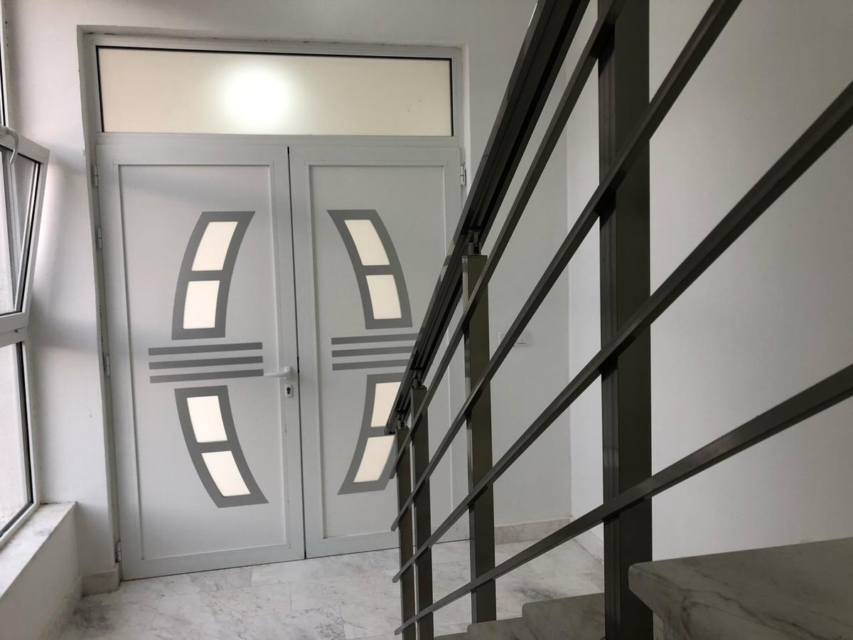 Rasi Luxury Apartments ウルツィニ エクステリア 写真
